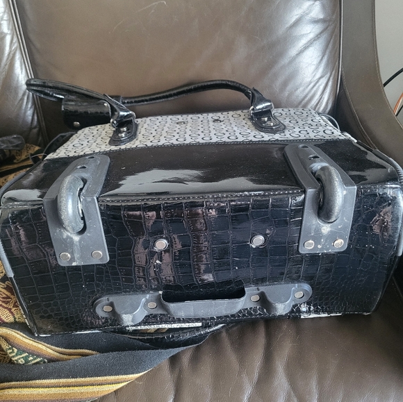 Guess carry on - Picture 5 of 7